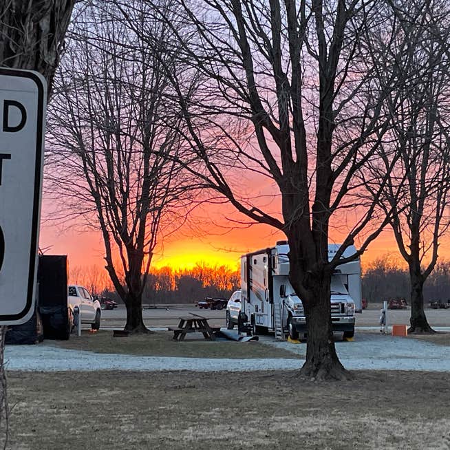 Indianapolis, IN - Top-Rated RV Campgrounds & Parks