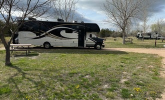 Camping near Oregon Trail Golf Course & Campground: Buffalo Bill Ranch State Recreation Area, North Platte, Nebraska