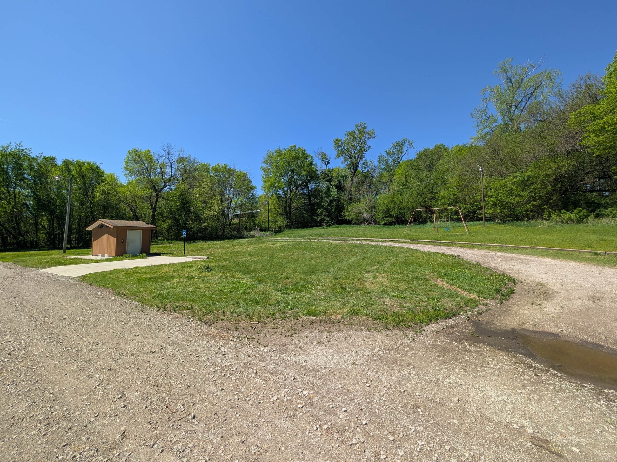 Camping near Brownville Riverside Park: Verdon Lake State Rec Area, Shubert, Nebraska