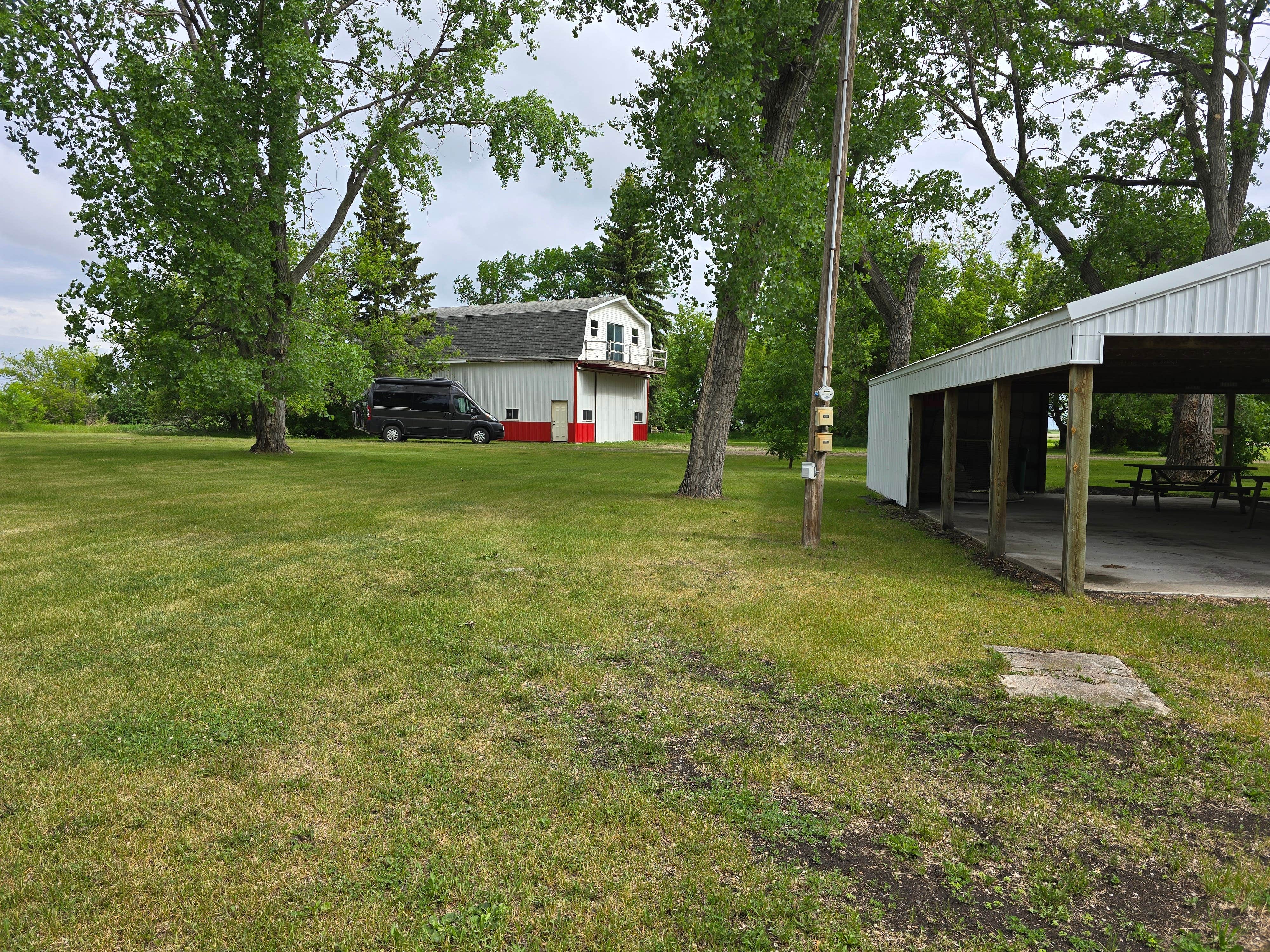 Camping near International Peace Garden: Rock Lake City Park, Dunseith, North Dakota