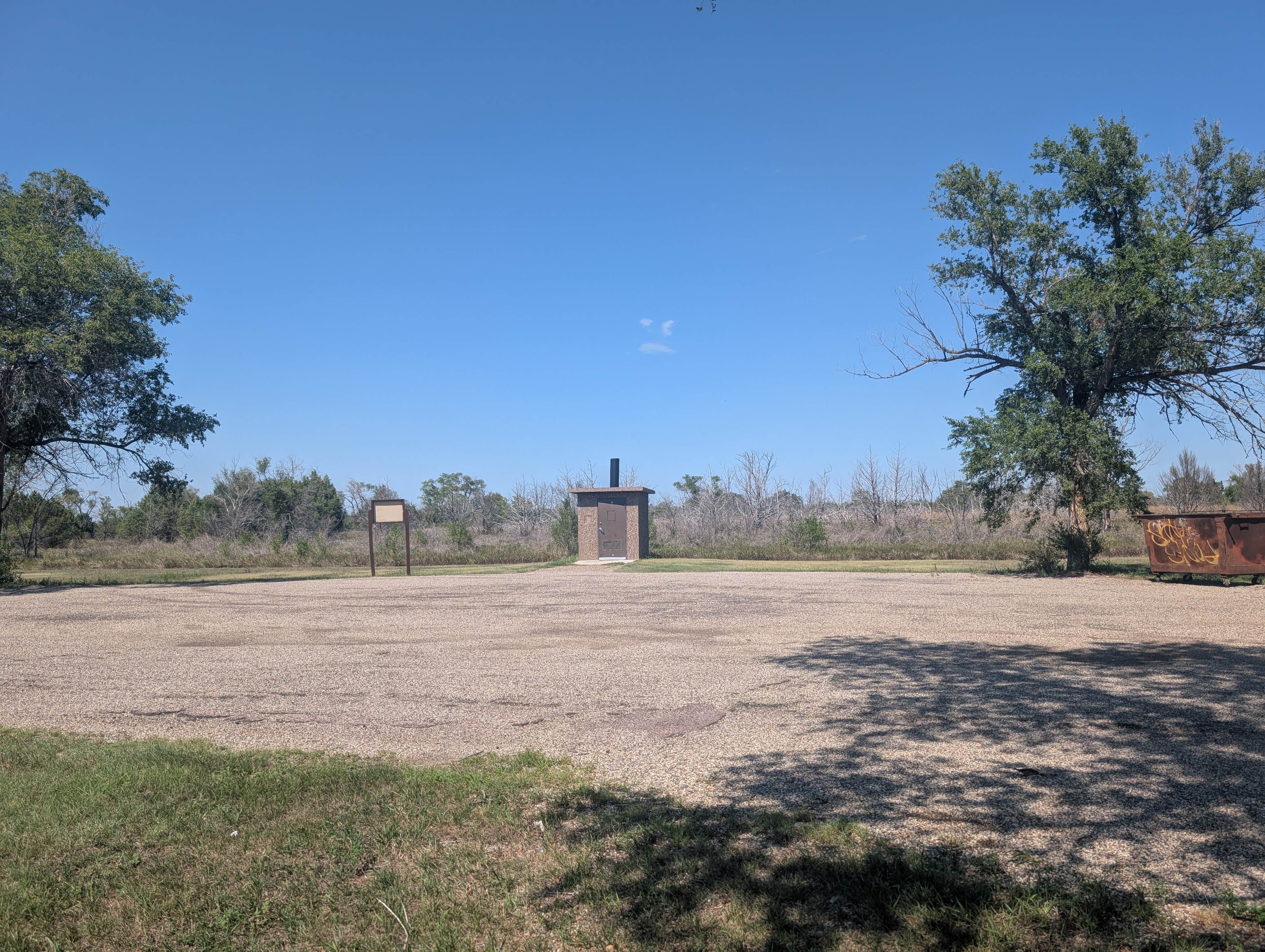 Camping near Oacoma Flatts: North Shore Recreation Area, Chamberlain, South Dakota
