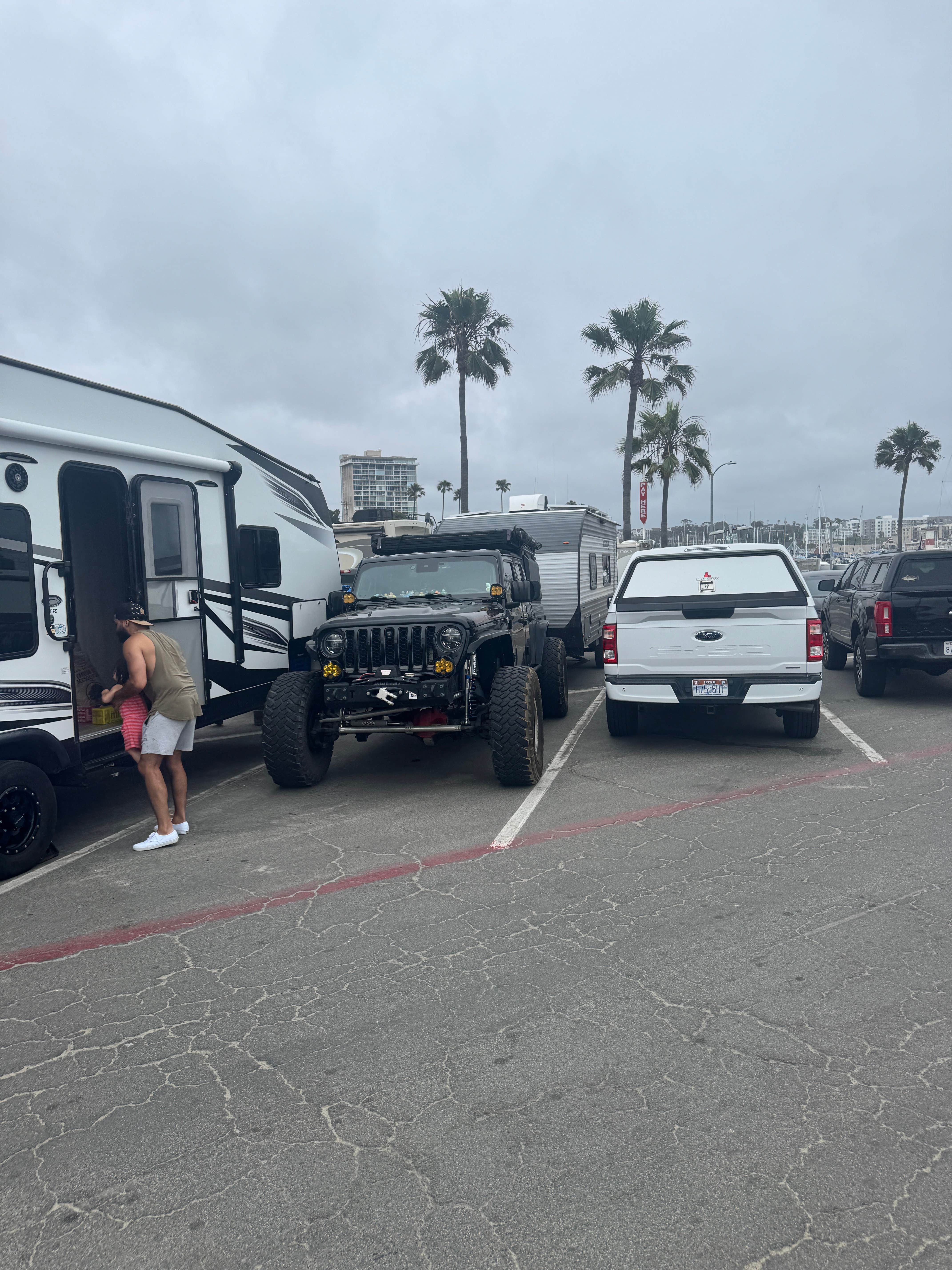 Camper submitted image from Oceanside Harbor - Beach Parking 11B - 1