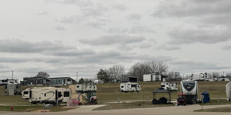 Camper submitted image from Off Shore RV Park