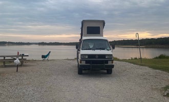Camping near Cowskin Bay South: Appalachia Bay, Martis Creek Lake, Oklahoma