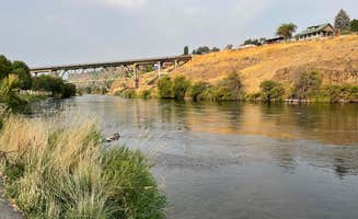 Eric P.'s photo of camping with pets at Maupin City Park near Mikkalo, OR