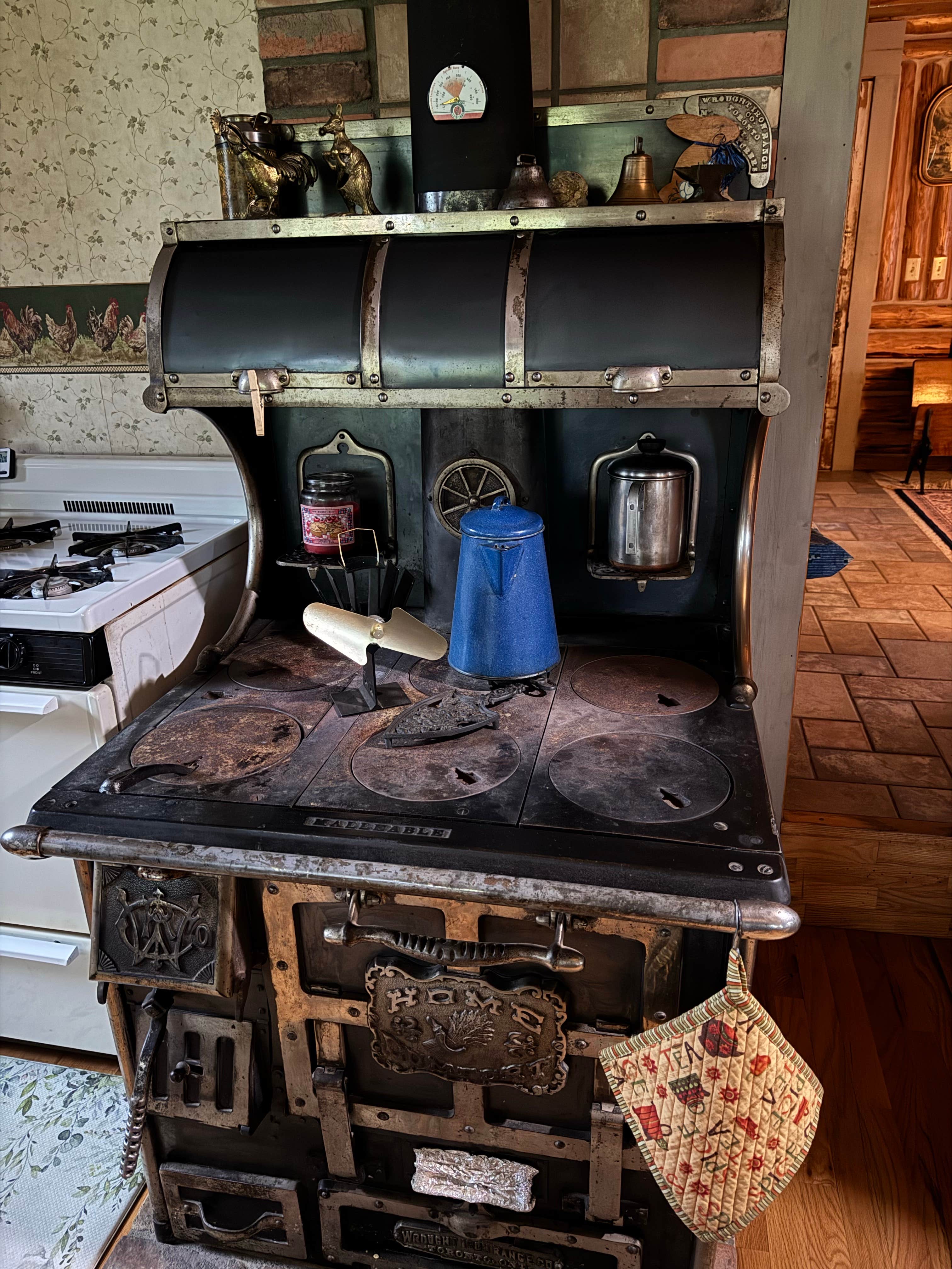 Camper submitted image from Heritage Cabin Property - 2