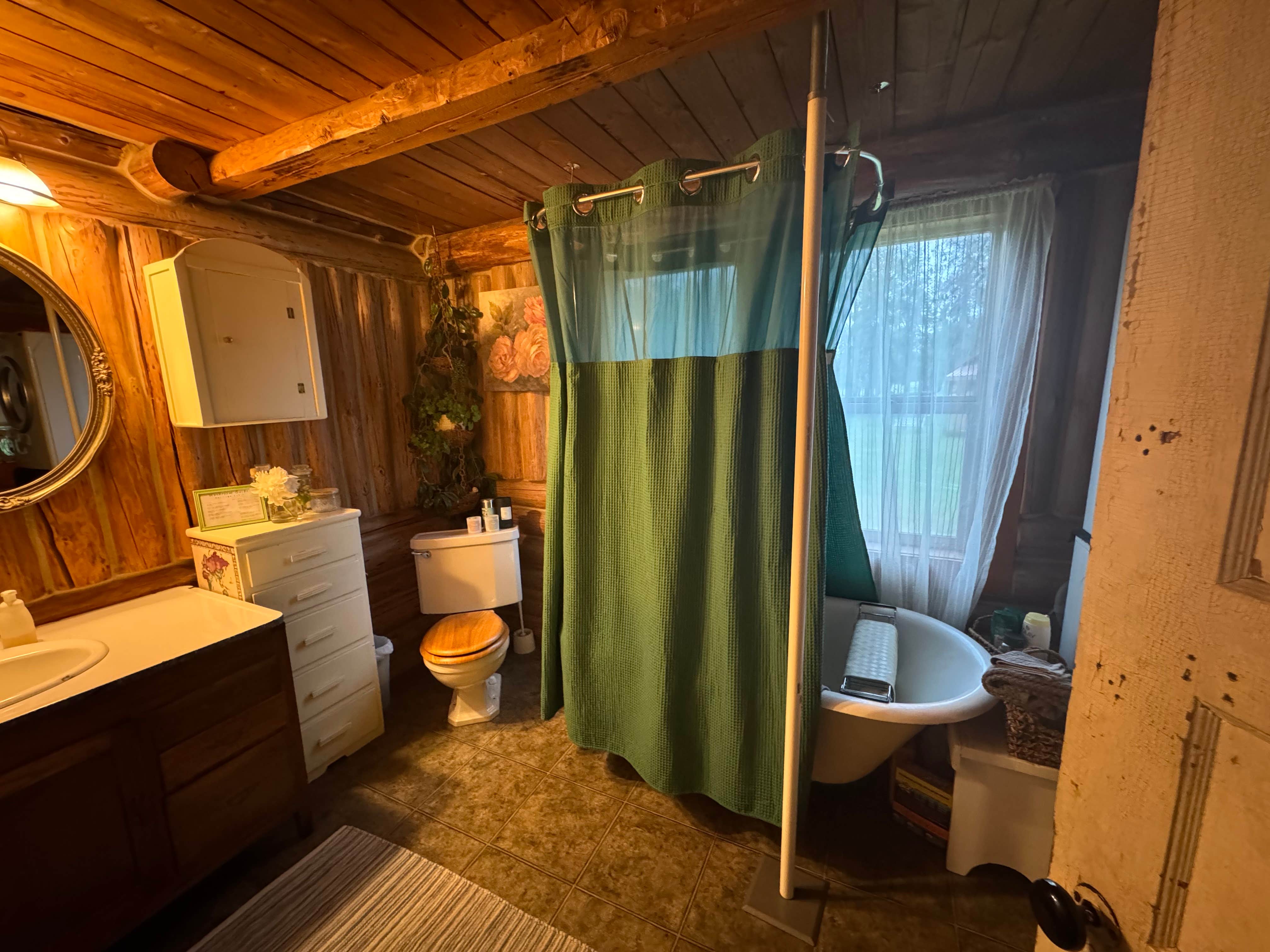 Camper submitted image from Heritage Cabin Property - 5