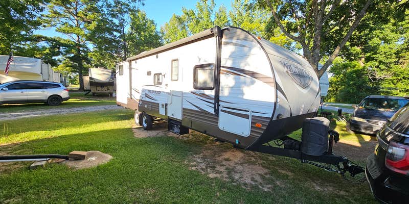 Camper submitted image from Peach Queen Campground