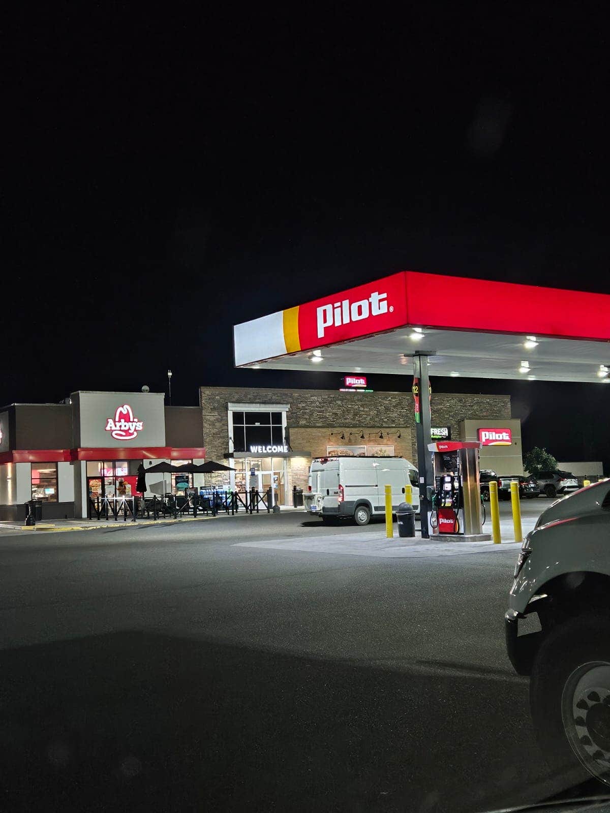Pilot Travel Center — Arlington
