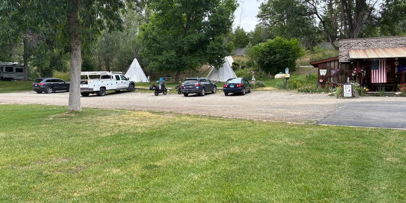 Camper submitted image from Pine Near RV Park