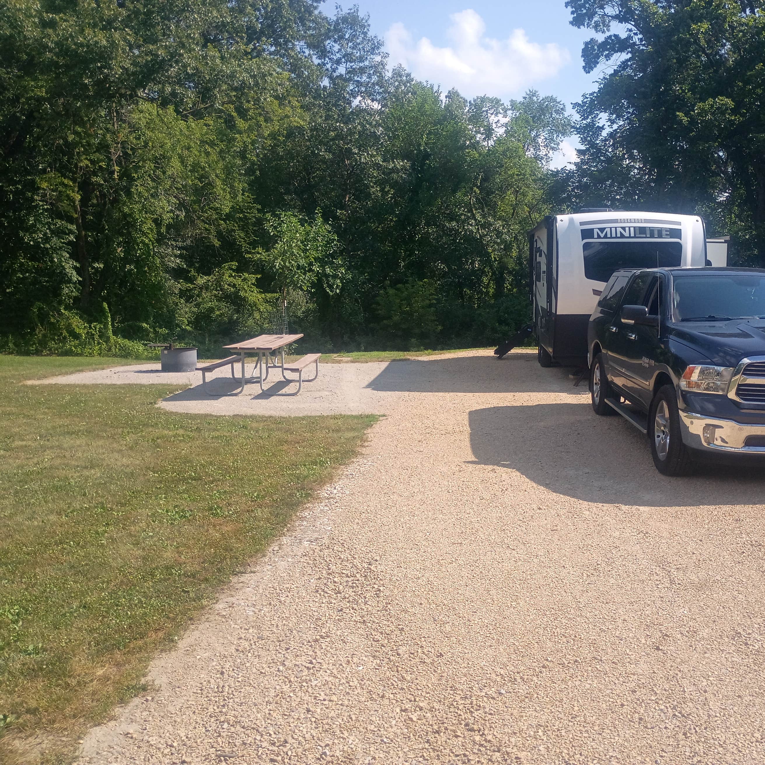 Pinicon Ridge Park Camping | Central City, Iowa