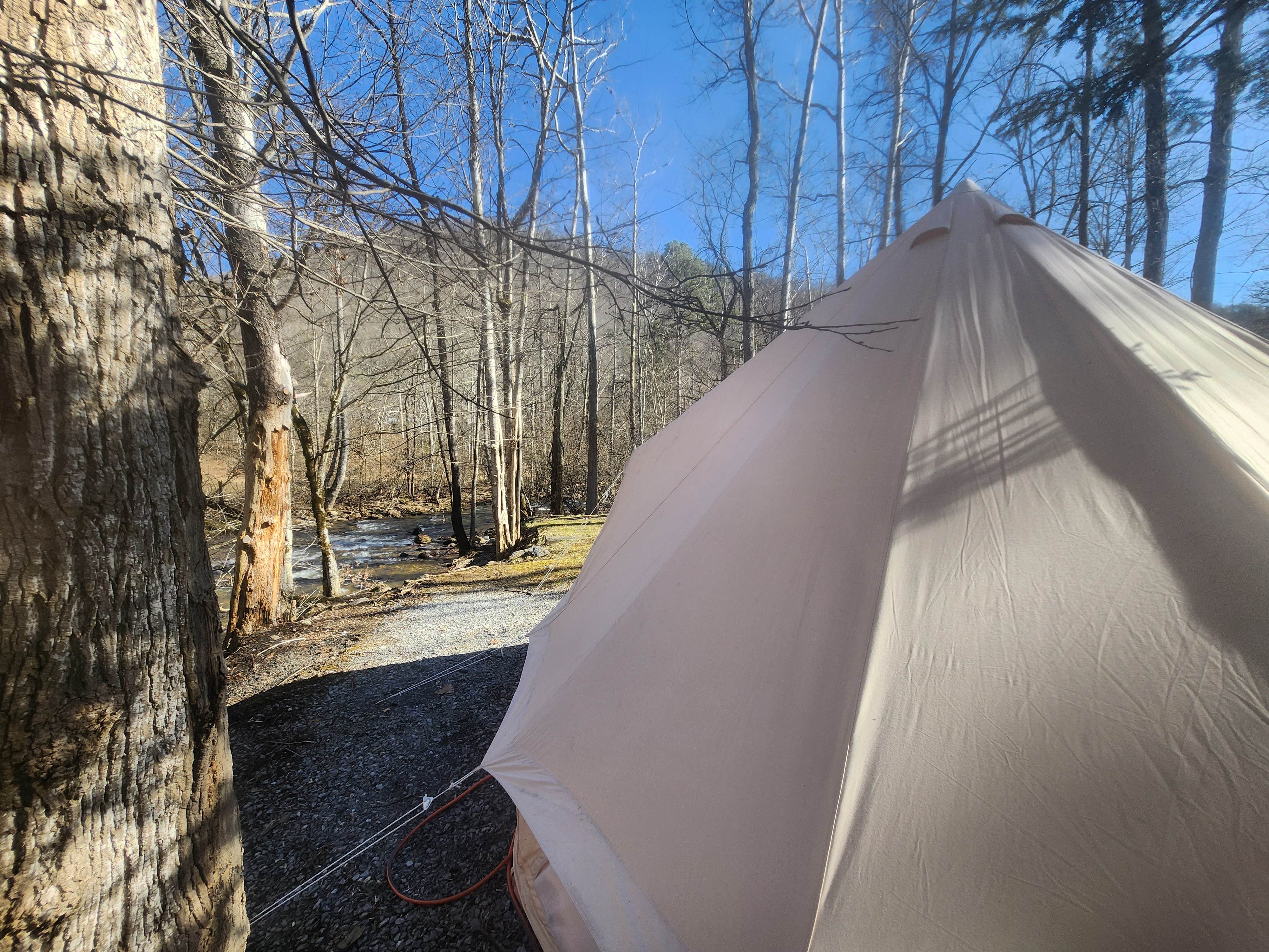 Camping near Lonesome Pines Cabins: Rainbow Campground, Saltville, Virginia