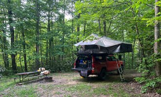 Camping near Tawney Farm: Rays Campground, Hico, West Virginia