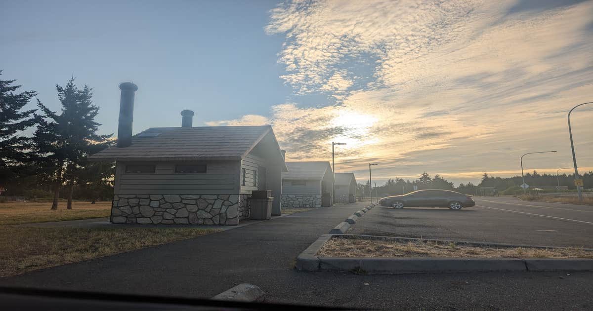 Rest Stop near Hwy 101 near Morse Creek Wildlife Area | Port Angeles ...