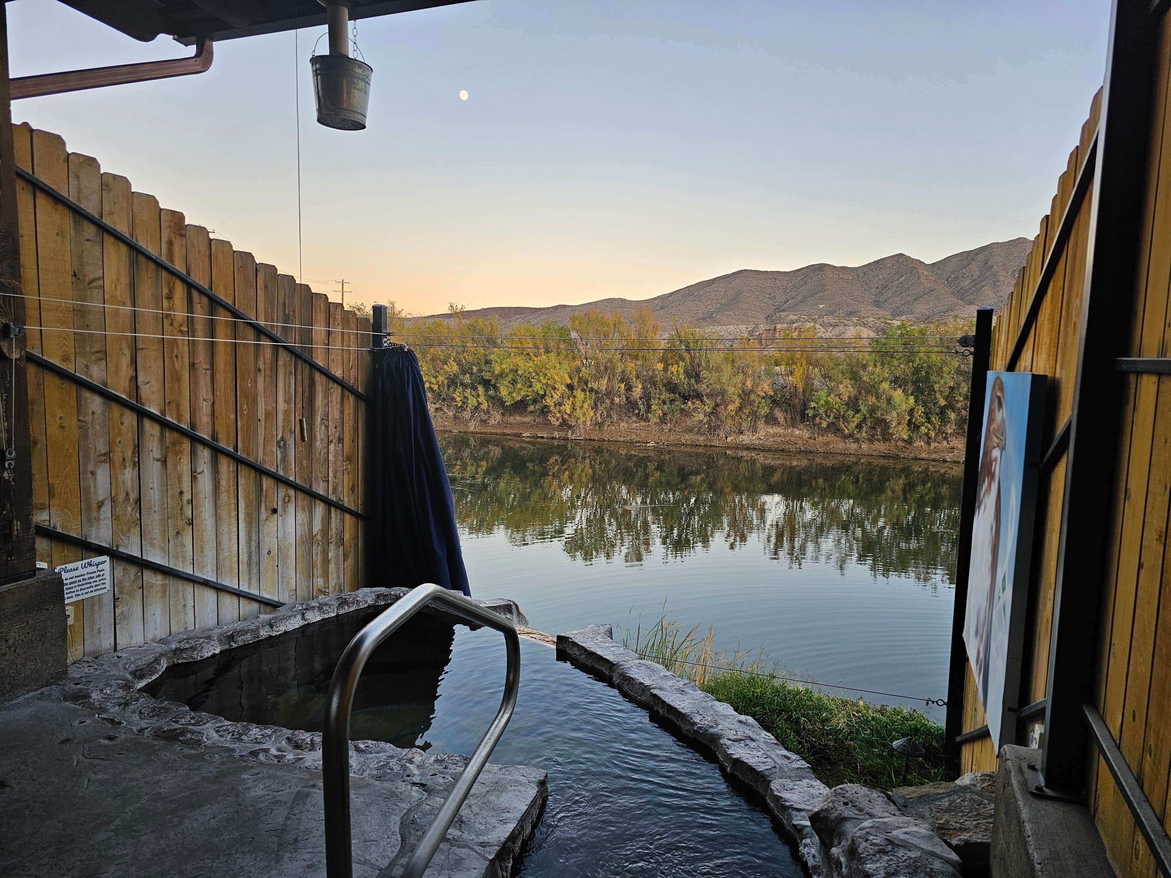 Riverbend Hot Springs