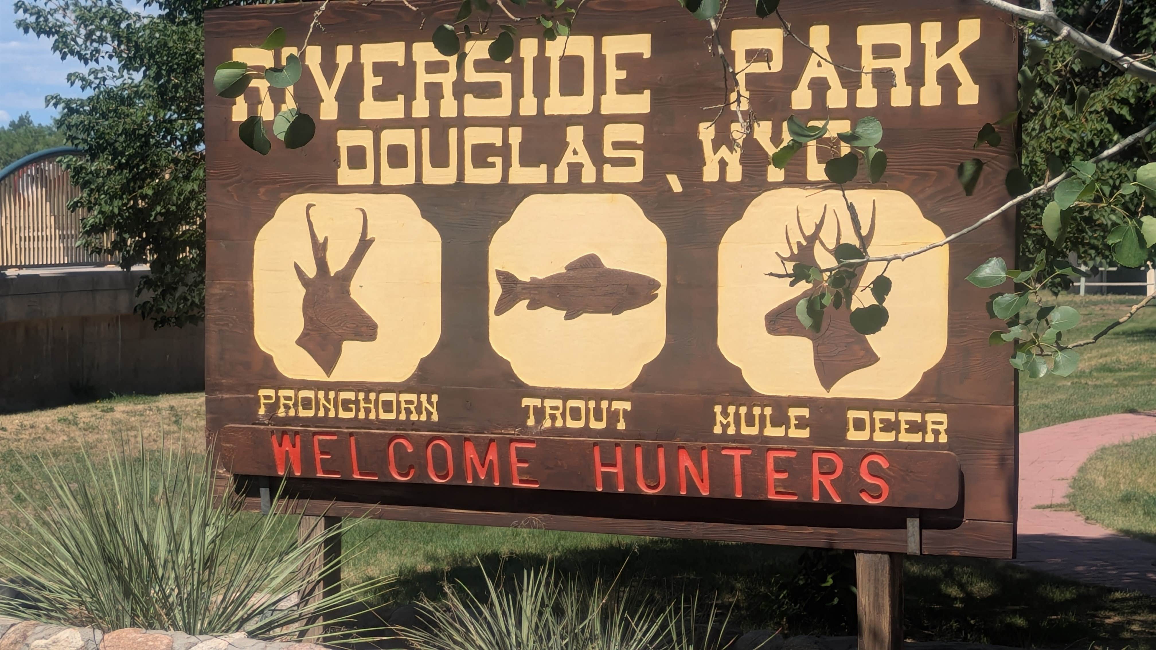 Camping near Curtis Gulch Campground — Medicine Bow Routt N Fs & Thunder Basin Ng: Riverside Park, Douglas, Wyoming