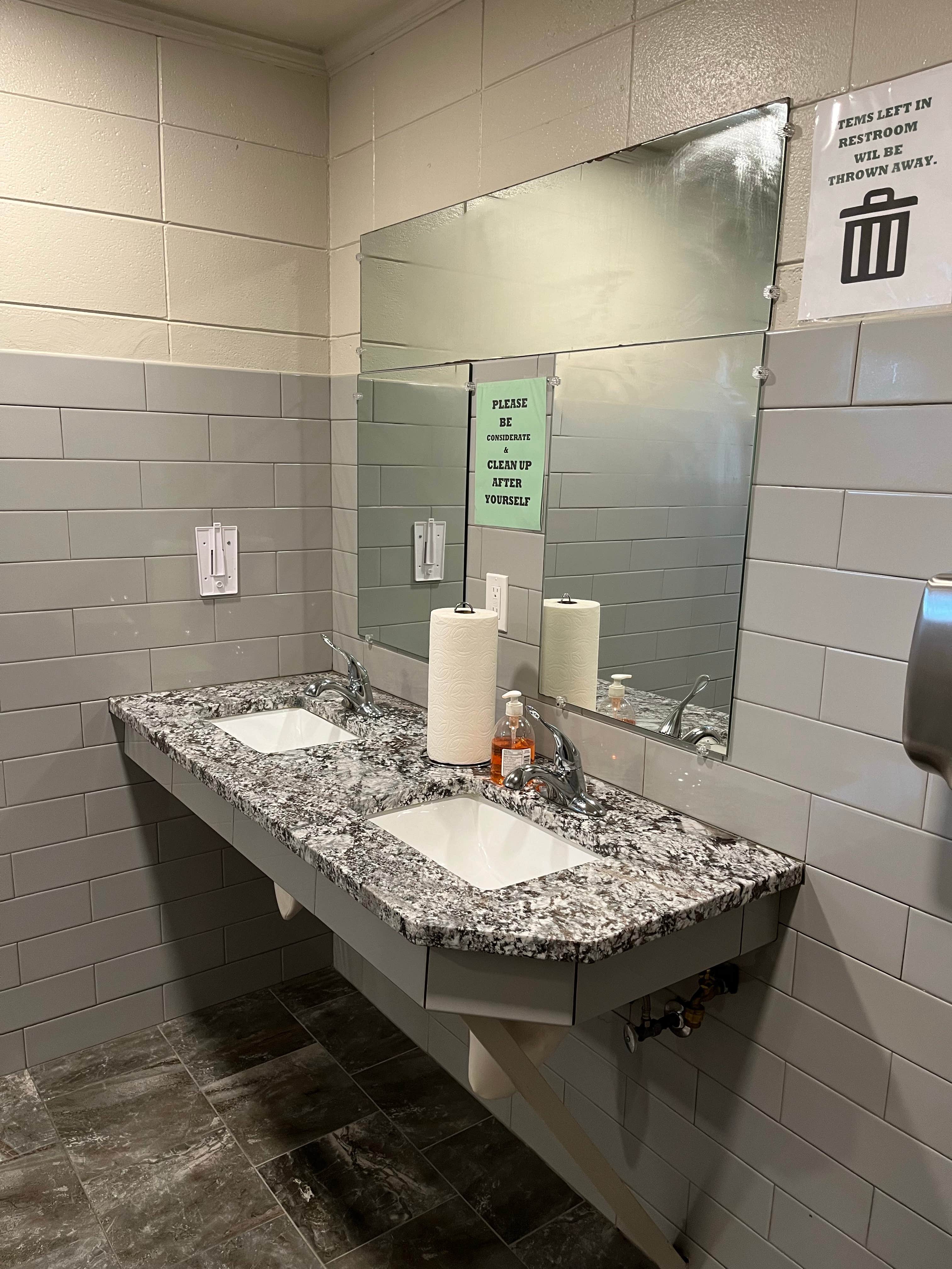 Camper-submitted photo at Rogue Valley Overniters near Murphy, OR