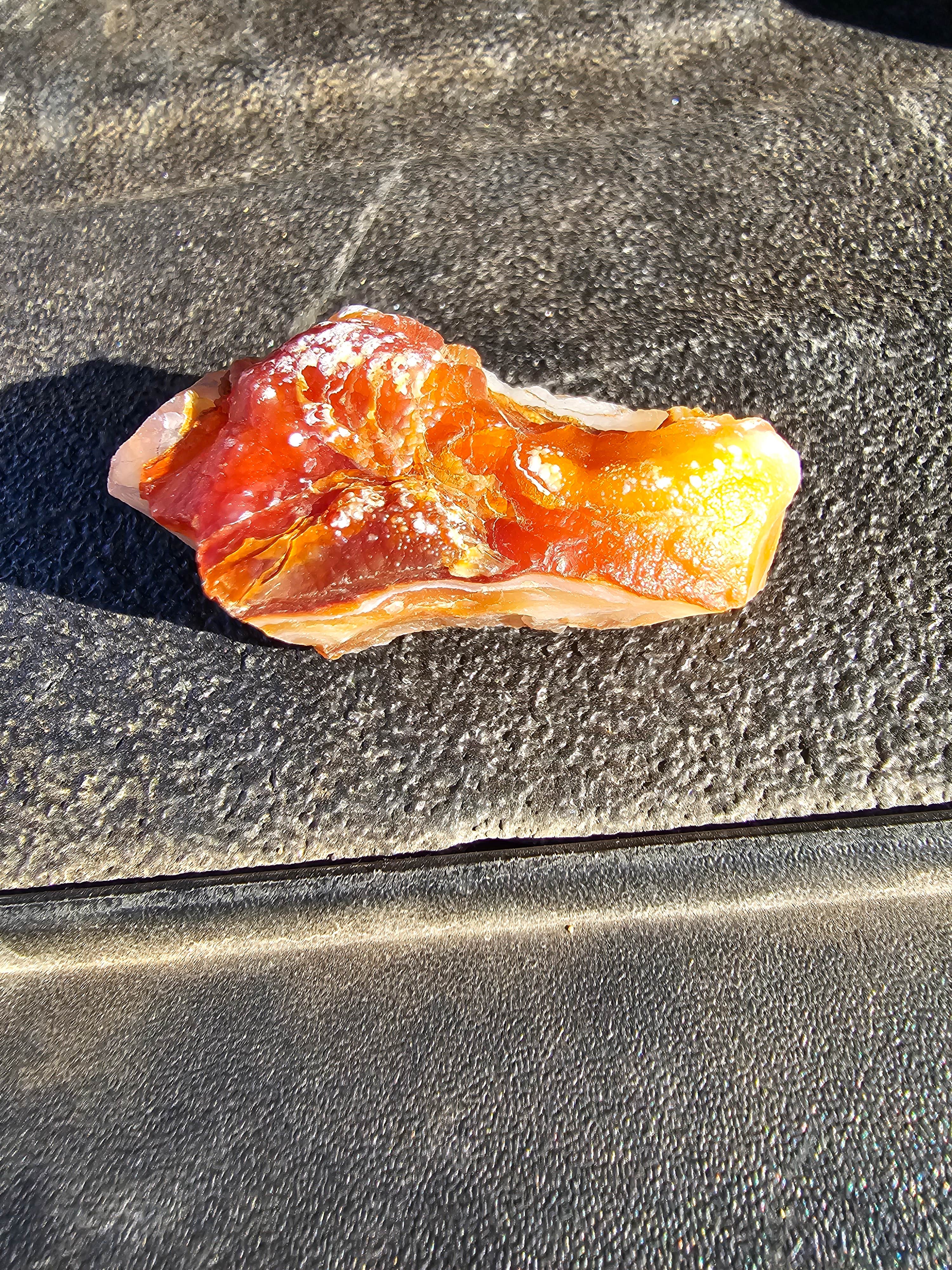 Camper submitted image from Round Mountain Rockhound Area - Dispersed - 4