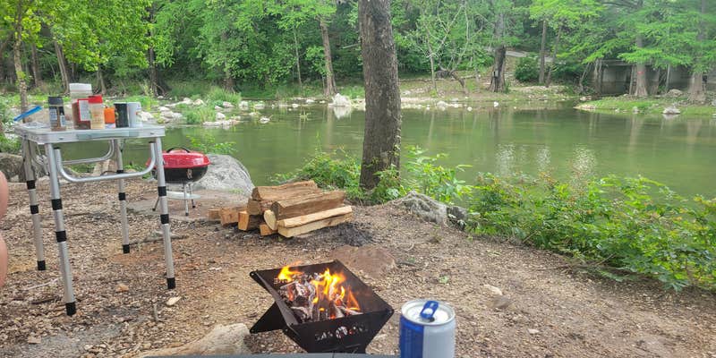 Camper submitted image from Roy's Rentals & Campgrounds