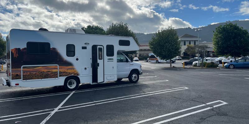 Camper submitted image from Safeway - Overnight Parking