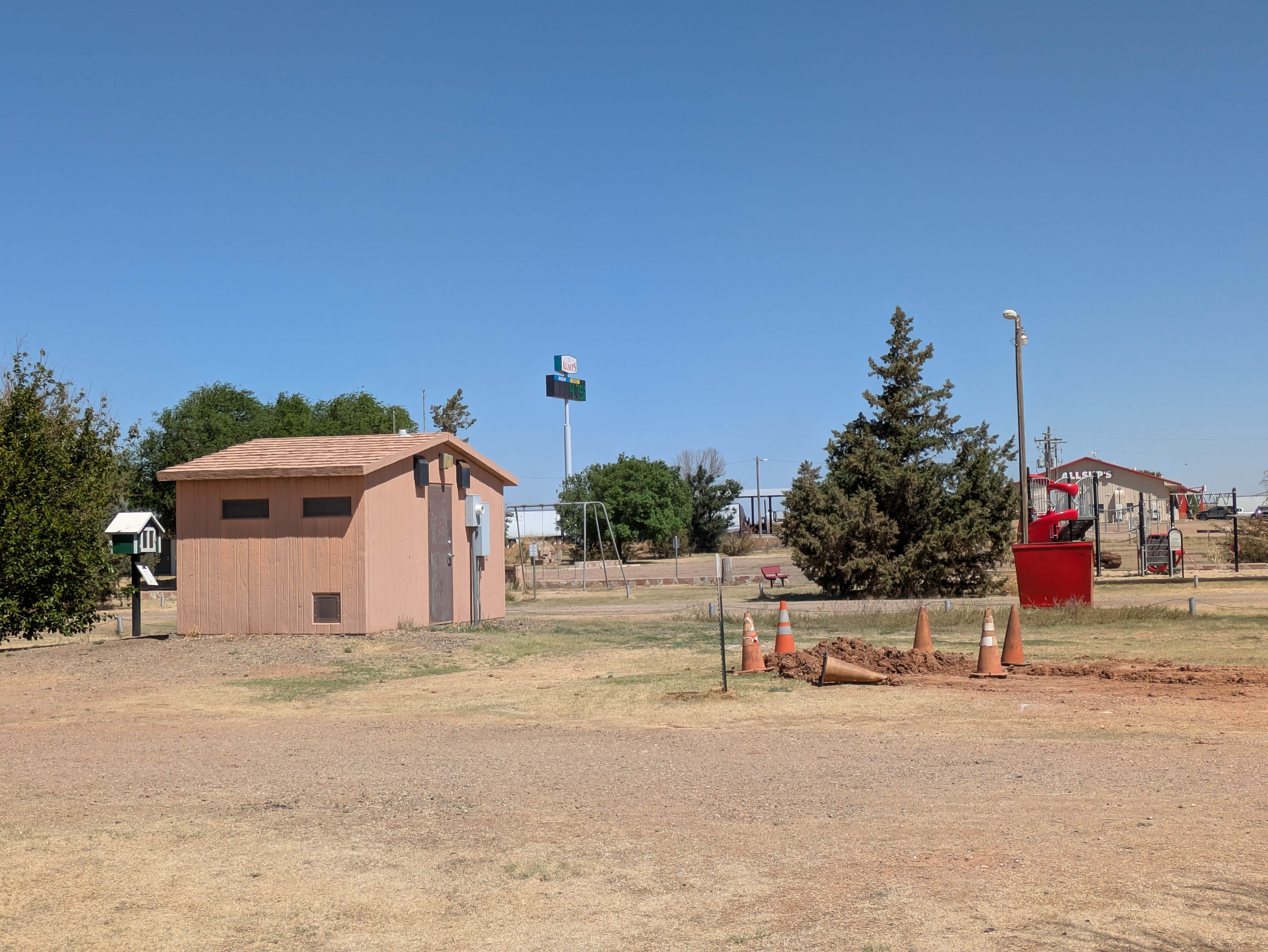 Camping near Love's Travel Stop - Tucumcari, NM: San Jon Village free CG, Logan, New Mexico