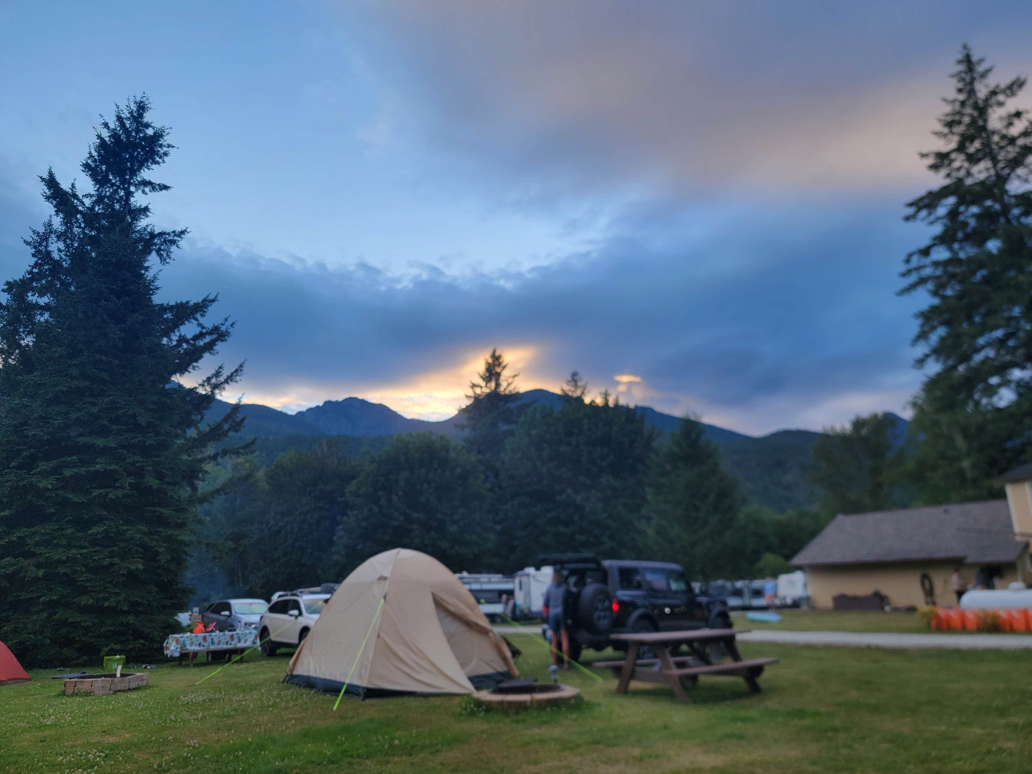 Camping near The Garden at Marblemount: Skagit River RV & Camping, Marblemount, Washington