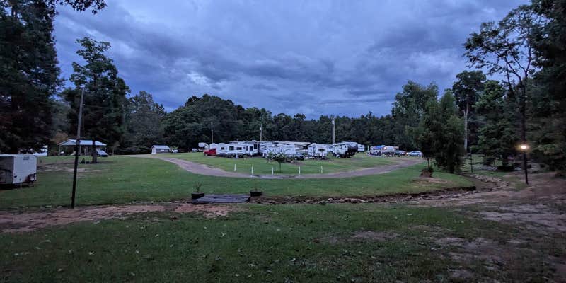 Camper submitted image from St Luke RV Park