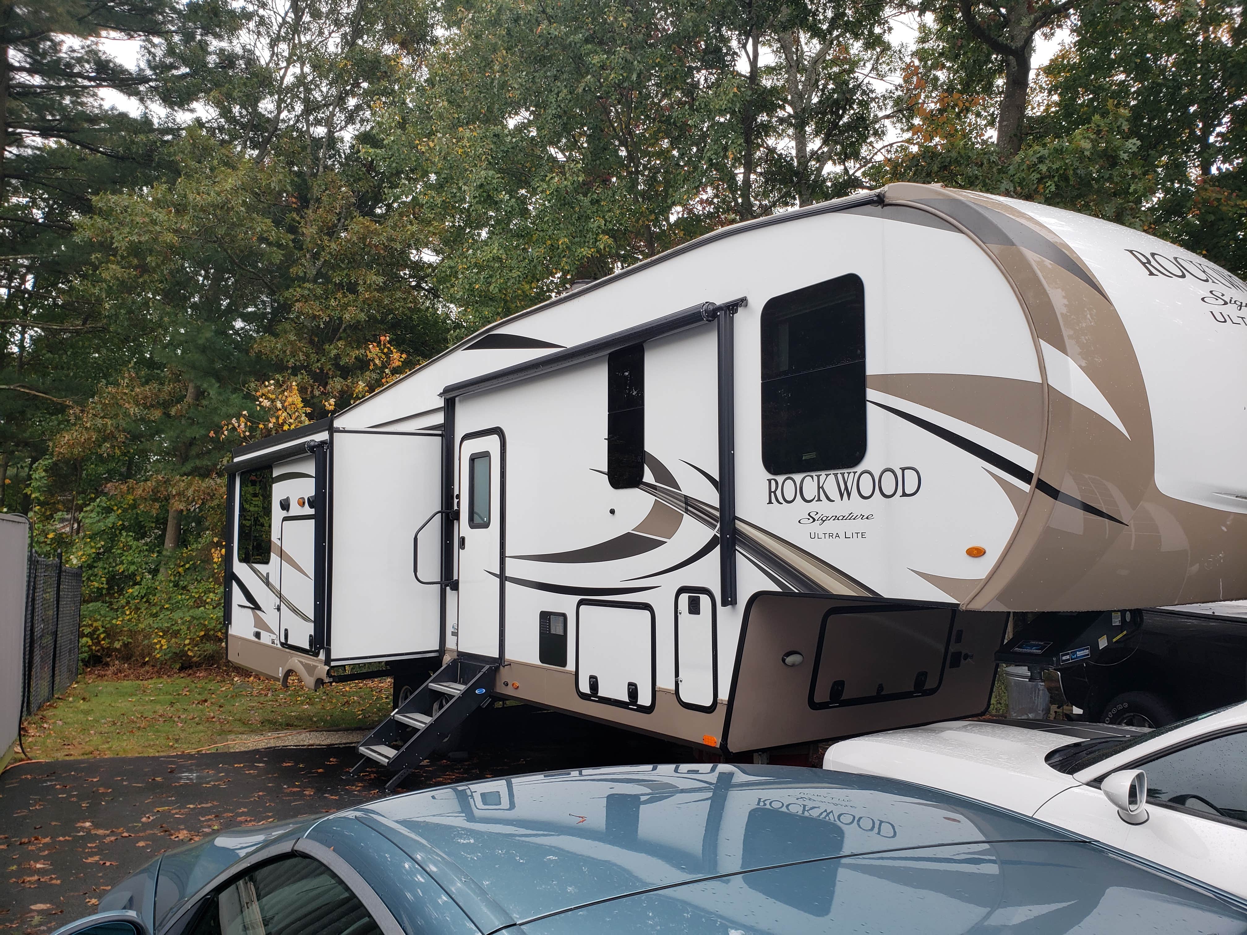 Camping near Ginny B Camp Grounds: Sun Ridge Resort, Foster Center, Connecticut