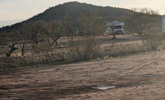 Camping near Box Wash/Syndicate Wash Dispersed - TEMPORARILY CLOSED: Vulture Peak Road North State Trust Land, Wickenburg, Arizona