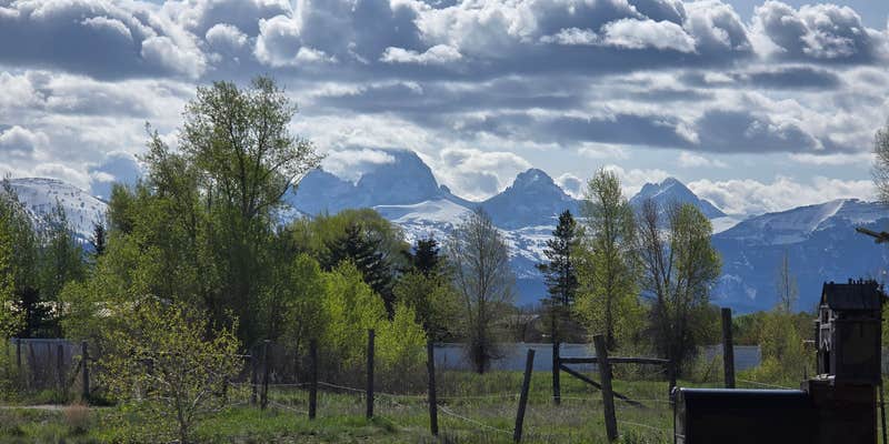 Camper submitted image from Teton Peaks Resort