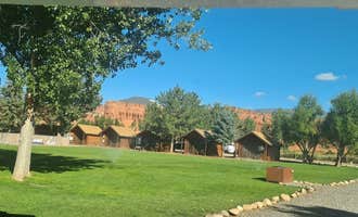 Camping near Austin’s Chuckwagon Lodge: Thousand Lakes RV Park and Campground, Torrey, Utah