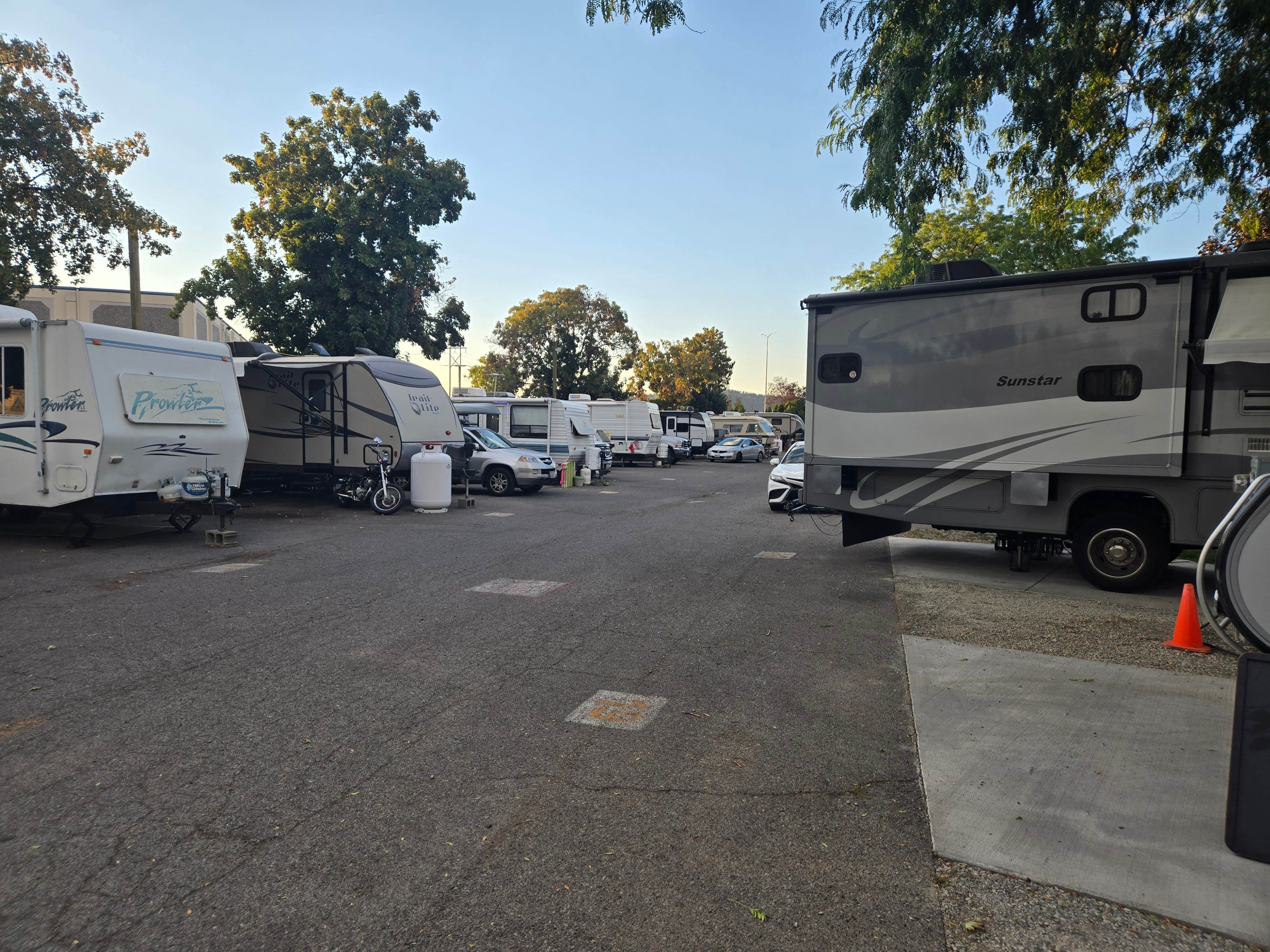 Camper submitted image from Trailer Inns RV Park - 3
