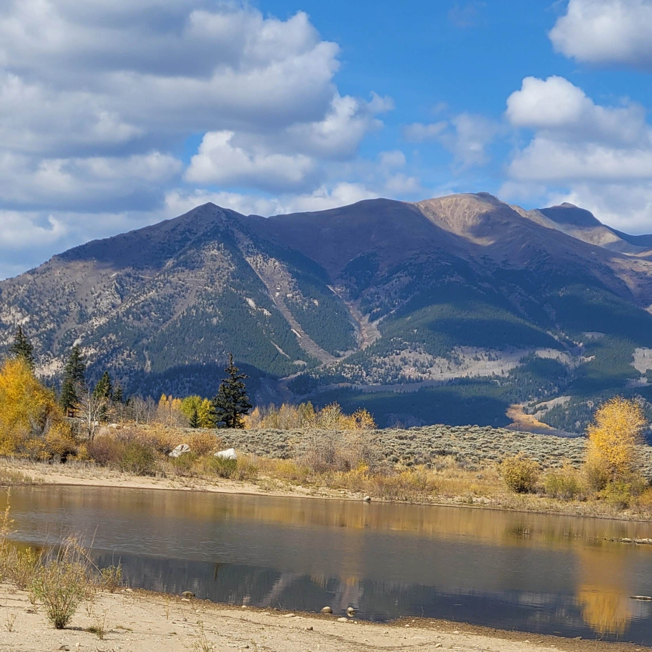Camper submitted image from Twin Lakes Overlook Dispersed Camping - 5