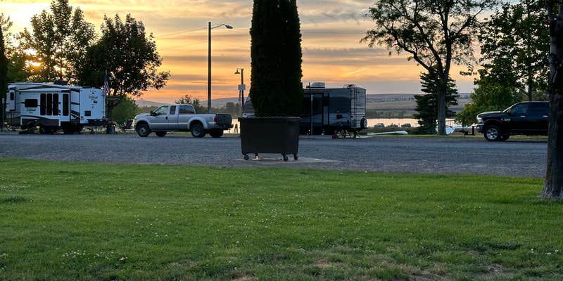 Camper submitted image from Umatilla Marina & RV park
