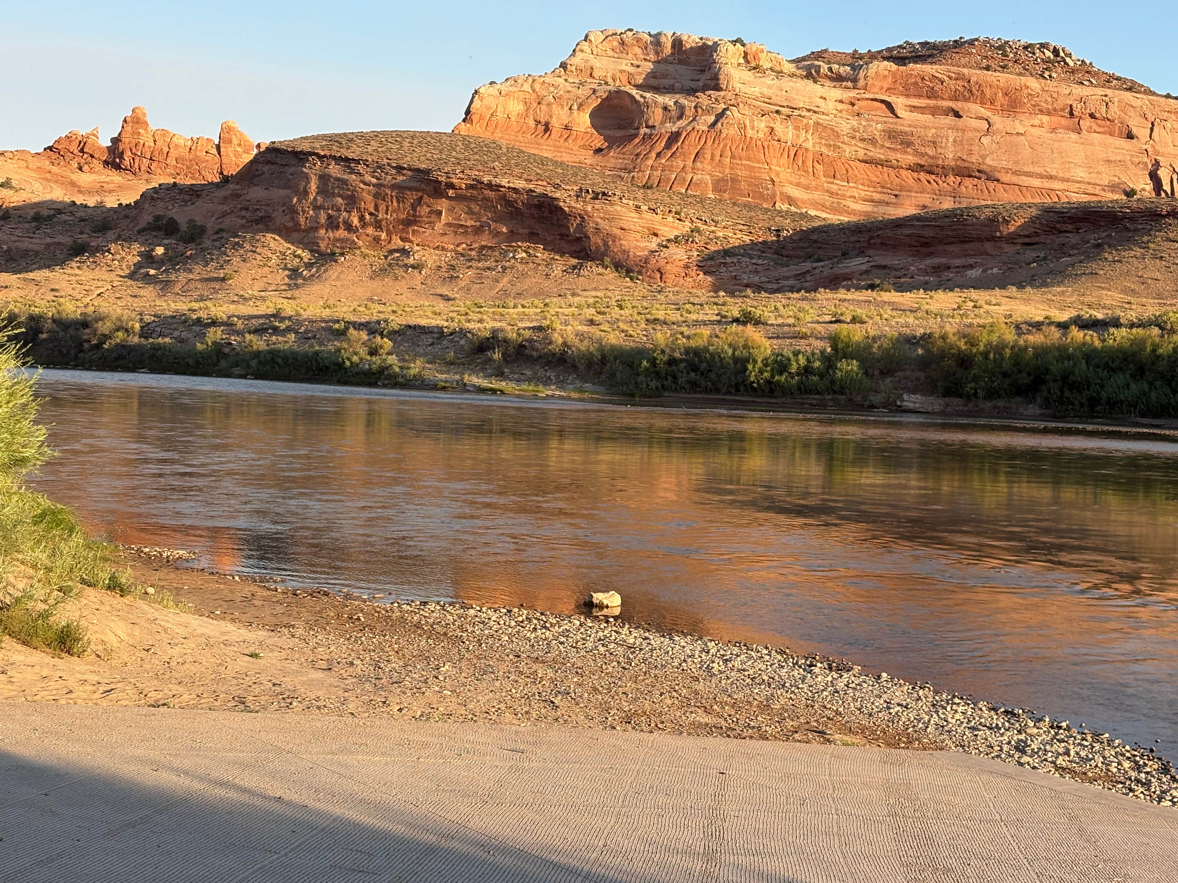 Camper submitted image from Dewey Bridge Group Sites - 5