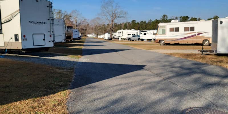 Camper submitted image from Valdosta Oaks RV Park