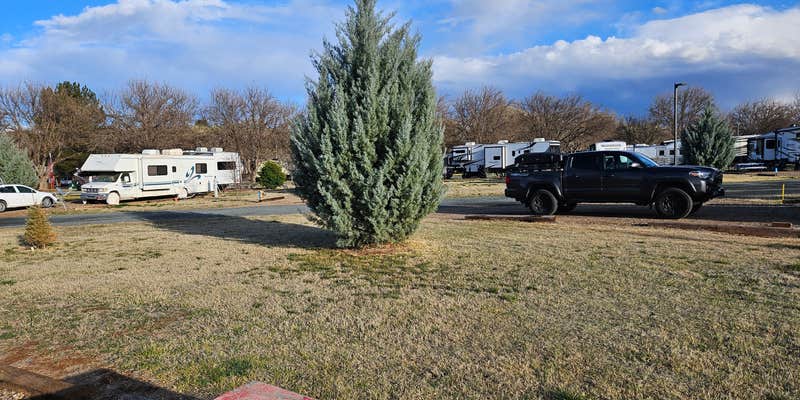 Camper submitted image from Verde River RV Resort & Cottages