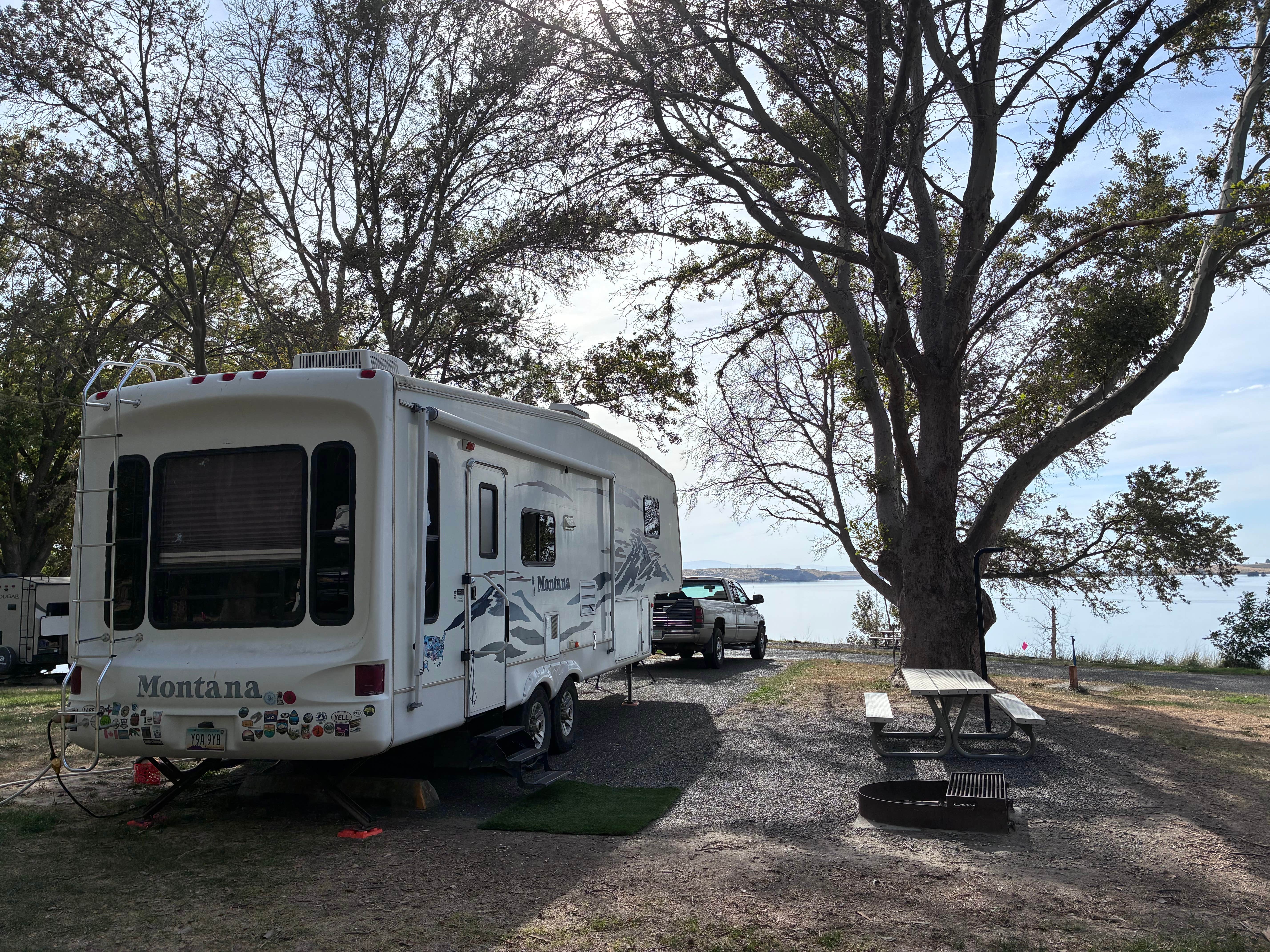 Camping near Coyote Run RV Park: Charbonneau Park, Burbank, Washington