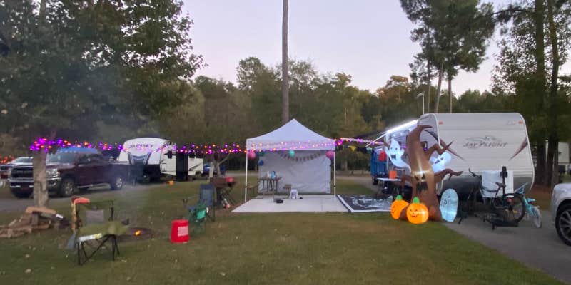 Camper submitted image from Willow Tree RV Resort