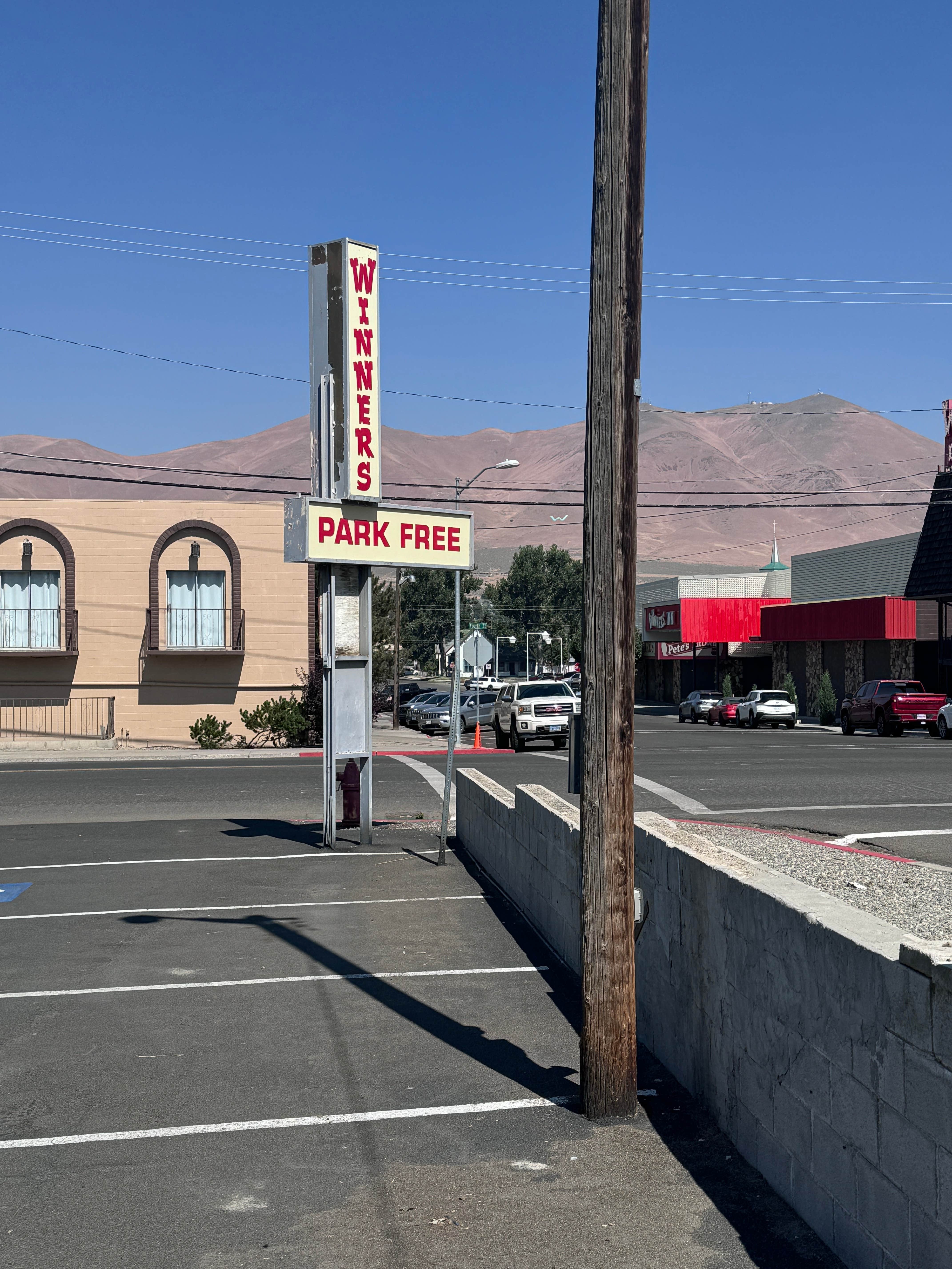 Winners Inn & Casino Free Parking