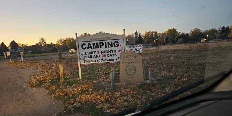 Camper submitted image from Lewis Park