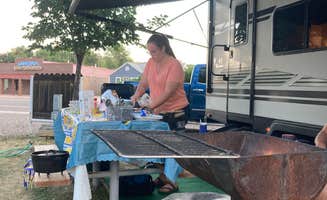 Melanie  A.'s photo of camping with pets at Wyoming Gardens RV Park near Lysite, WY