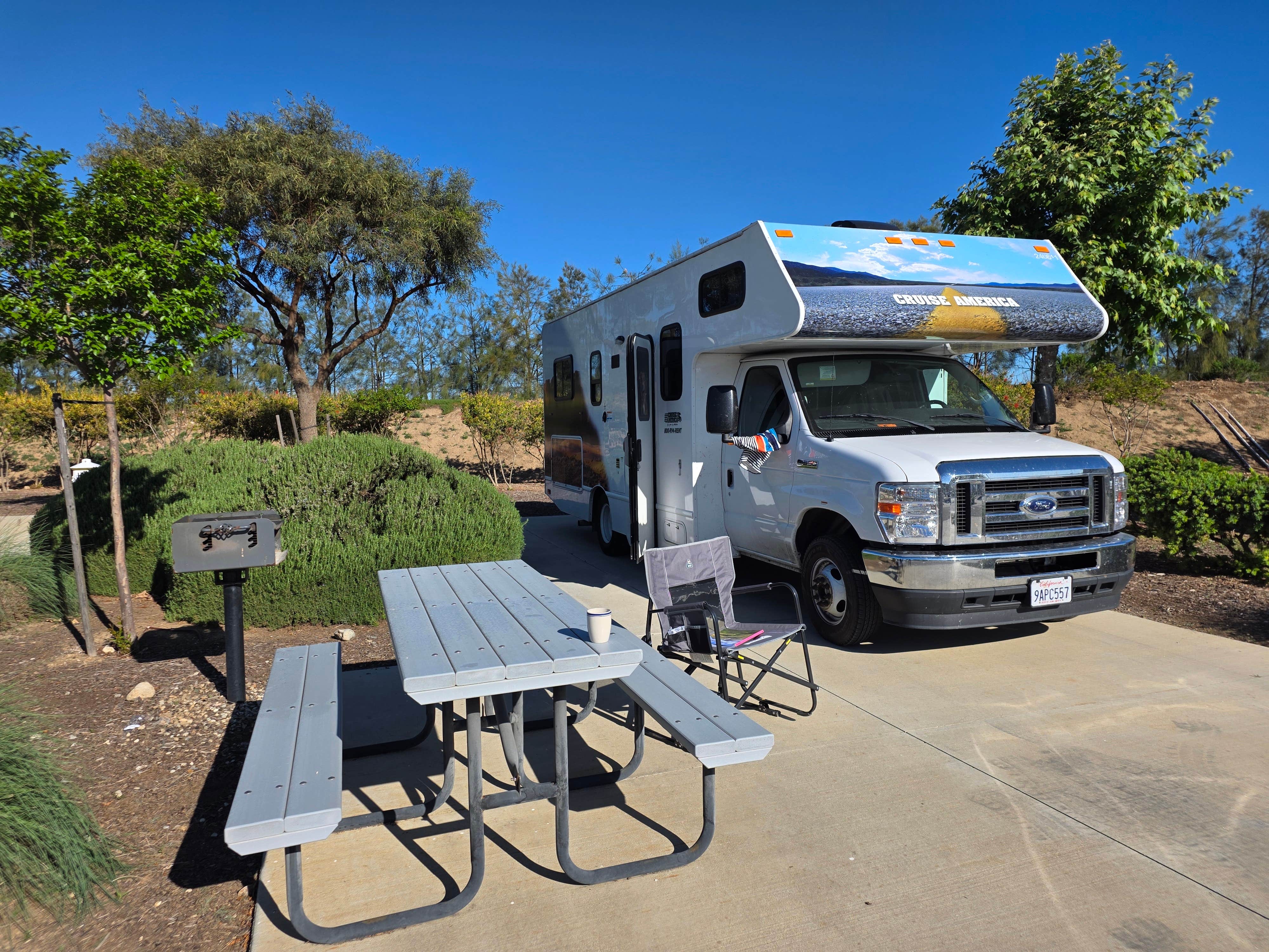 Camping near Pinnacles Campground — Pinnacles National Park: Yanks RV Resort, Soledad, California