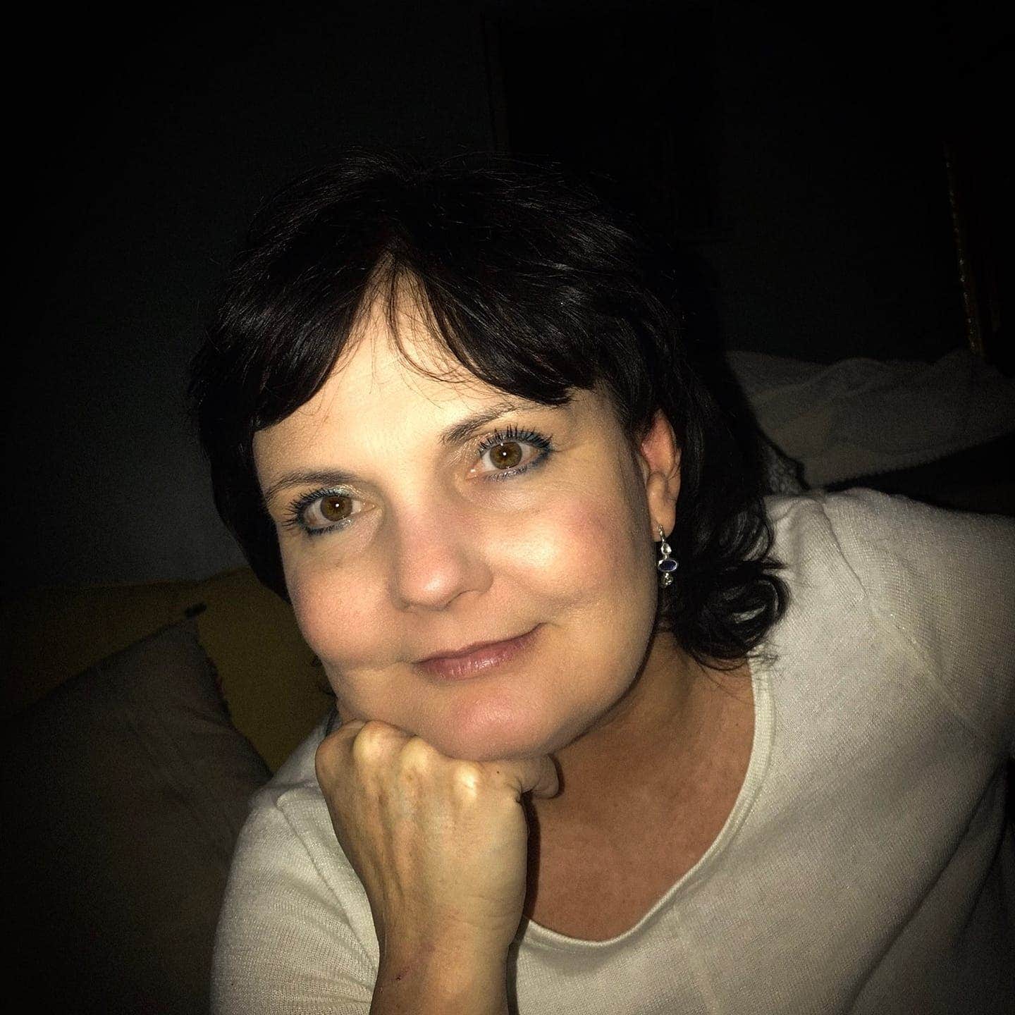 Gloria Denise B.