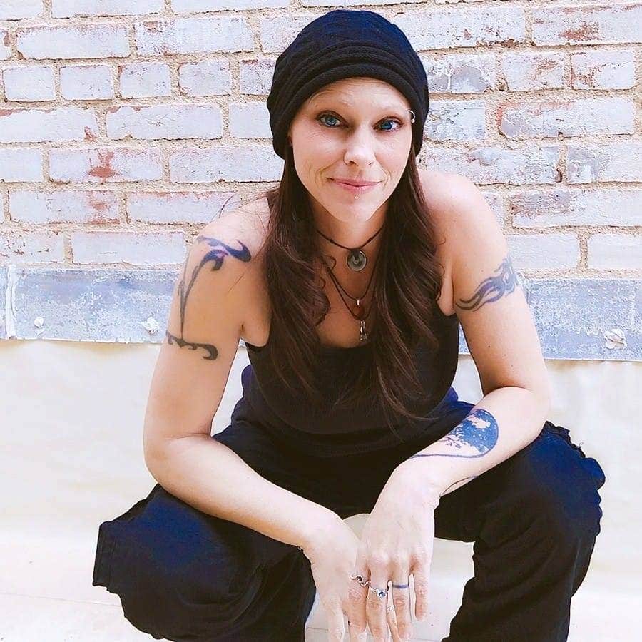 Niki D.