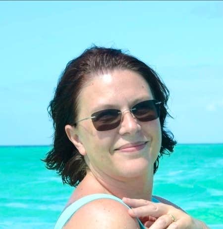 Vickie R.